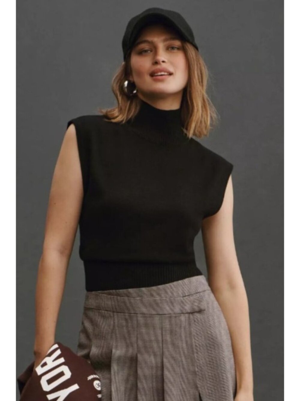 Reformation  Black Cashmere Sleeveless Turtleneck Sweater Vest Size L